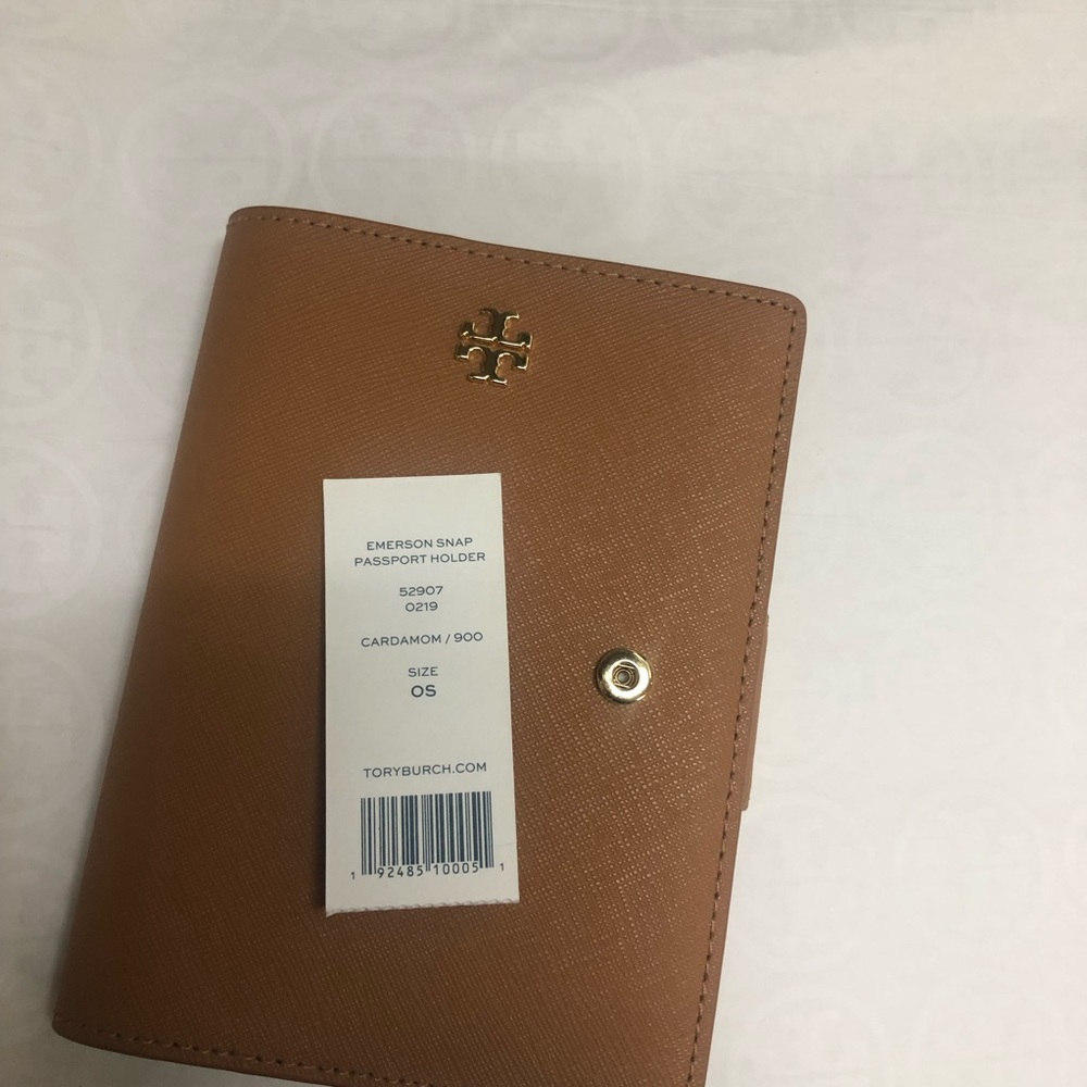 New Tory Burch passport wallet